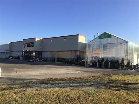 Tractor supply warren ohio - At Bortnick Tractor Supply, we are passionately committed to providing our customers with the highest quality products, most innovative solutions, and services delivered with integrity and professionalism.